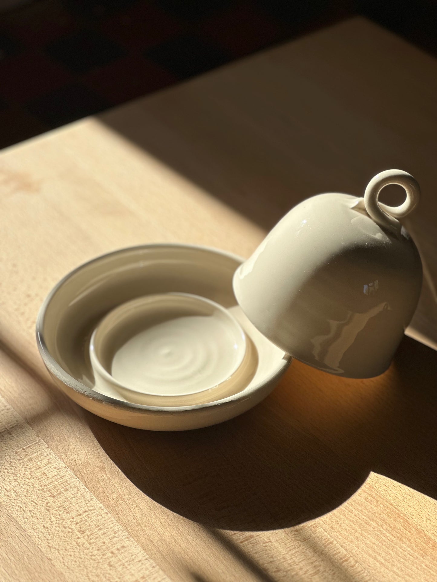 The classic butter dish