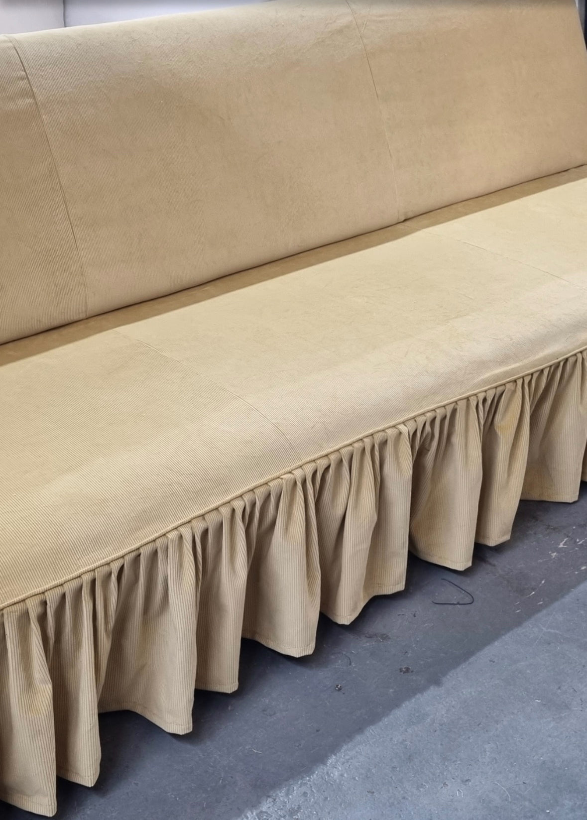 Seren frill slipcover sofa