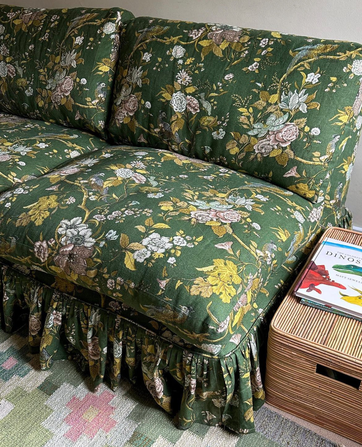 Seren frill slipcover sofa