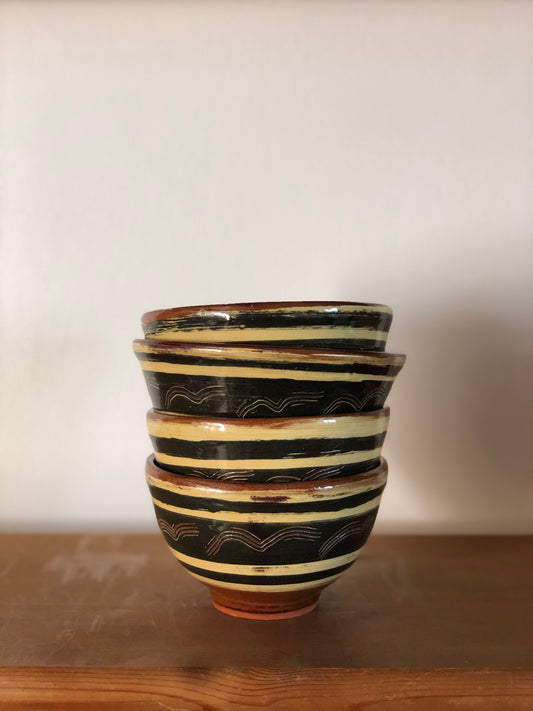 set of 4 Sgraffito-glazed bowls