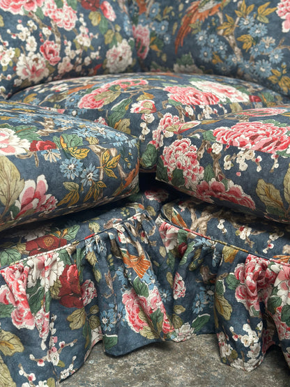 Seren frill slipcover sofa-bed